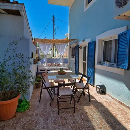 Tzofa's Daire Ermioni